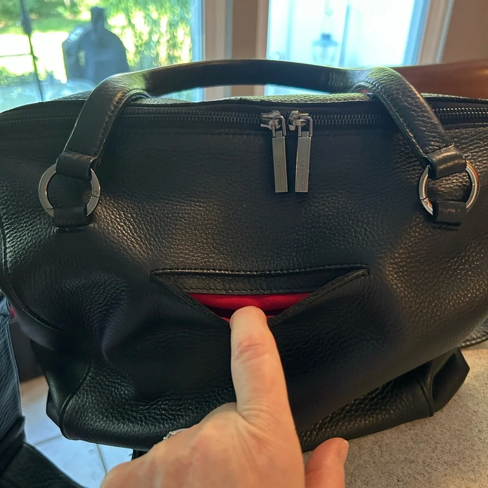 Hammitt Daniel’s large Black Leather Shoulder Bag with Silver Accents - Picture 3 of 9